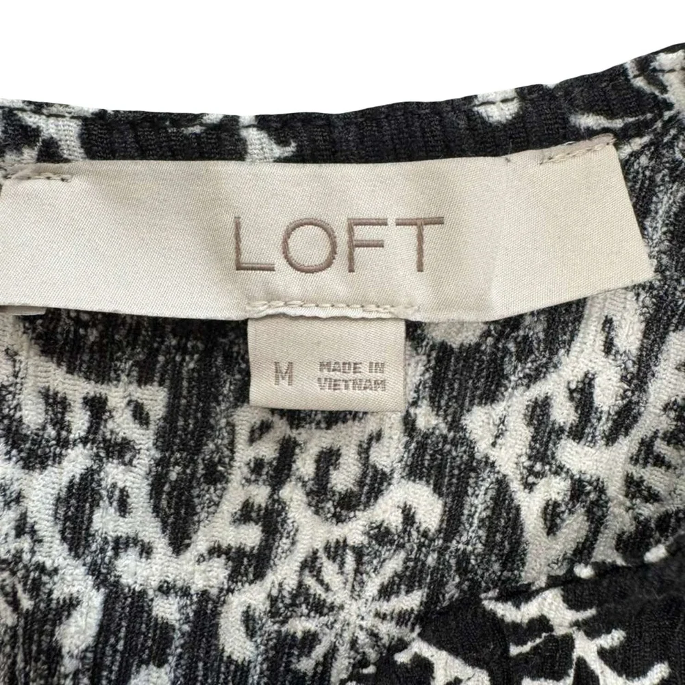 Ann Taylor Loft Black White Print Puff Long Sleeve Lightweight Top Shirt sz M